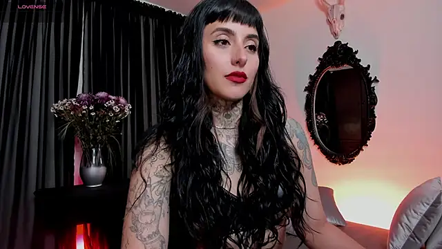 Snapshot of nasty_aliice1 chatting on 12/14/25, 07:03 nasty aliice1 online show from 12/14/25, 07:03