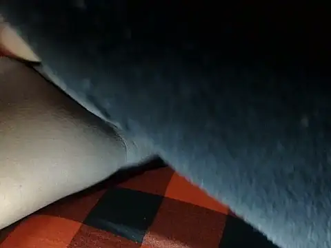 Snapshot of chewy-pudding chatting on 09/18/25, 03:03 chewy-pudding online show from 09/18/25, 03:03