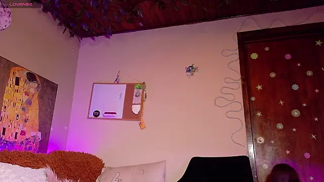 Snapshot of maryberry__ chatting on 09/28/25, 03:56 maryberry   online show from 09/28/25, 03:56