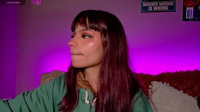 Snapshot of maryberry__ chatting on 10/05/25, 04:33 maryberry   online show from 10/05/25, 04:33