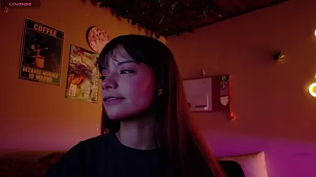 Snapshot of maryberry__ chatting on 10/31/25, 05:19 maryberry   online show from 10/31/25, 05:19