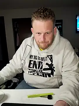 freshdez online show from 12/24/24, 07:06