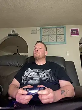 freshdez online show from 03/15/25, 08:43