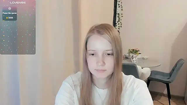Alyaley online show from 07/28/26, 02:13