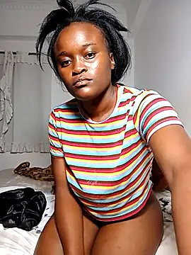Bella045 online show from 12/25/24, 12:59