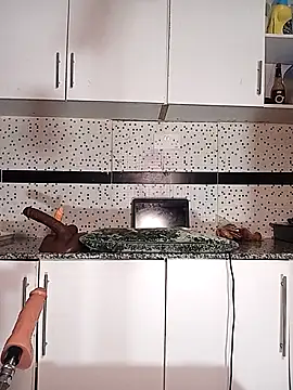 Bella045 online show from 10/14/25, 04:19