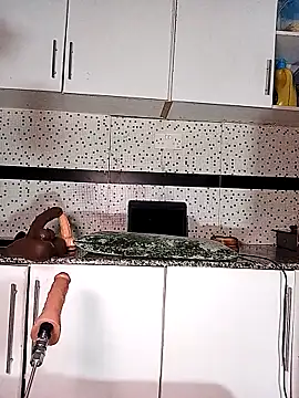 Bella045 online show from 12/03/25, 06:28