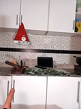 Bella045 online show from 12/14/25, 06:30