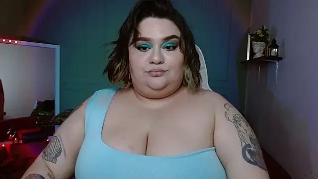 Snapshot of tiffany_laurens chatting on 12/11/24, 08:15 tiffany laurens online show from 12/11/24, 08:15