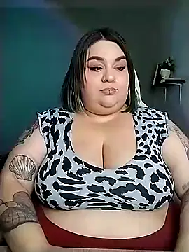 Snapshot of tiffany_laurens chatting on 02/02/25, 05:42 tiffany laurens online show from 02/02/25, 05:42