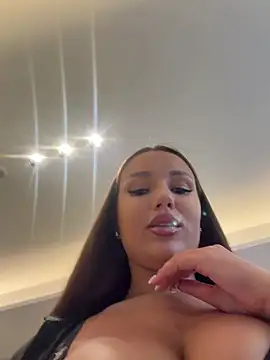 Syka0001 online show from 07/17/26, 11:28