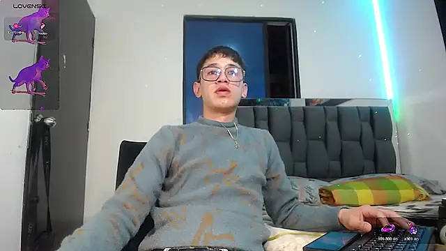 Mr daren  online show from 01/28/25, 08:47