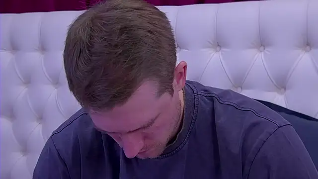 Snapshot of EthanPinkman chatting on 10/01/25, 04:18 EthanPinkman online show from 10/01/25, 04:18