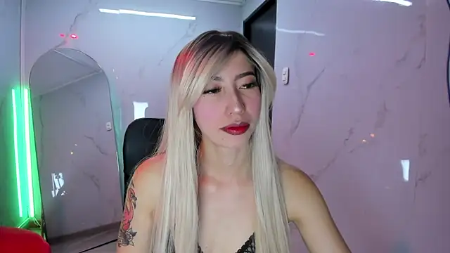 LilithCooperr  online show from 09/12/25, 10:10