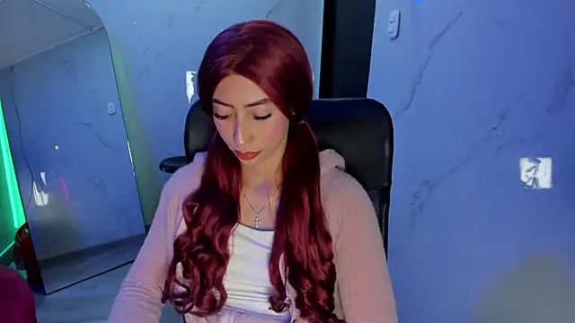 LilithCooperr  online show from 10/18/25, 10:32