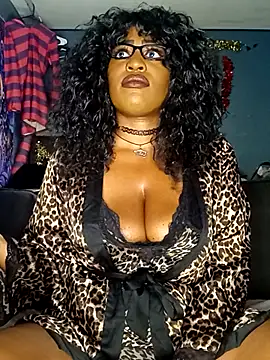 AmazonianMistress online show from 11/30/25, 12:14