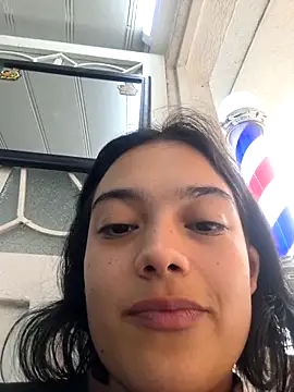 Snapshot of littlemelii chatting on 11/09/25, 05:11 littlemelii online show from 11/09/25, 05:11