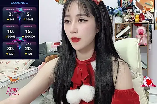  LLisa  online show from 12/24/24, 04:40