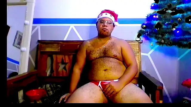 Snapshot of Evert_hairyboy chatting on 12/18/25, 03:51 Evert hairyboy online show from 12/18/25, 03:51
