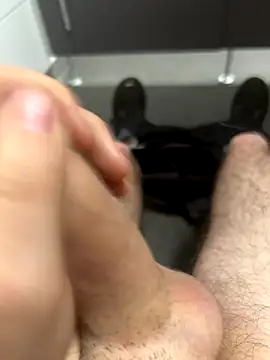 Snapshot of Drummer112 chatting on 11/25/25, 01:55 Drummer112 online show from 11/25/25, 01:55