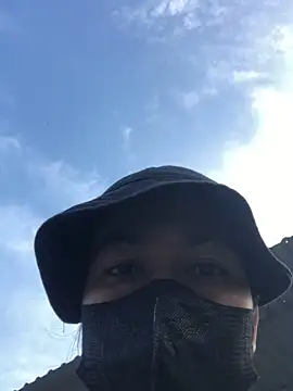 2HotAsain4u online show from 01/04/25, 12:37