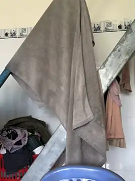 2HotAsain4u online show from 01/05/25, 01:45