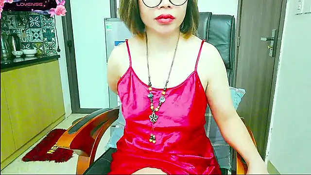 Miu-Le online show from 09/12/25, 12:05