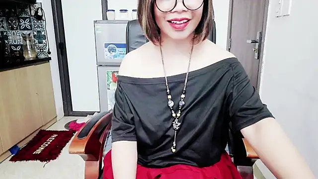 Miu-Le online show from 10/27/25, 11:31