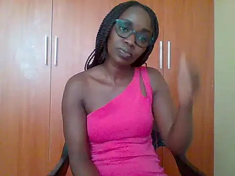 Snapshot of sexy_darleen23 chatting on 04/18/26, 09:57 sexy darleen23 online show from 04/18/26, 09:57