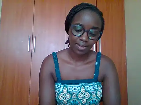 Snapshot of sexy_darleen23 chatting on 04/21/26, 11:38 sexy darleen23 online show from 04/21/26, 11:38
