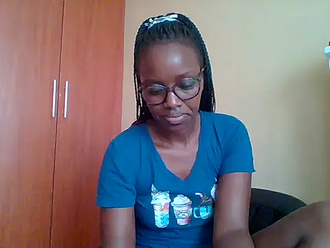 Snapshot of sexy_darleen23 chatting on 05/19/26, 08:42 sexy darleen23 online show from 05/19/26, 08:42