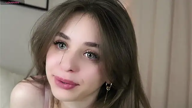Snapshot of EstherMitchel chatting on 01/20/25, 04:21 EstherMitchel online show from 01/20/25, 04:21