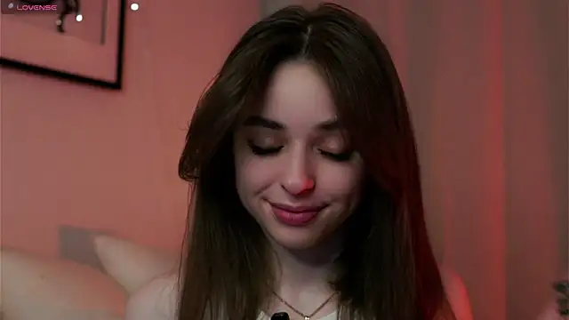 Snapshot of EstherMitchel chatting on 02/12/25, 01:09 EstherMitchel online show from 02/12/25, 01:09