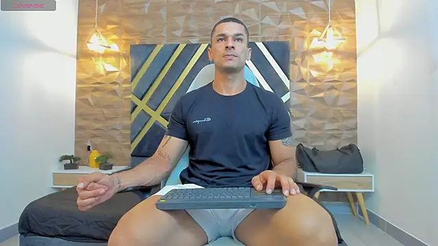 Snapshot of Adbel_Sady chatting on 10/21/25, 11:22 Adbel Sady online show from 10/21/25, 11:22