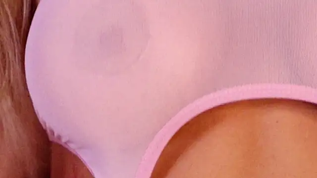 Snapshot of ClaraHazel chatting on 10/12/25, 04:44 ClaraHazel online show from 10/12/25, 04:44