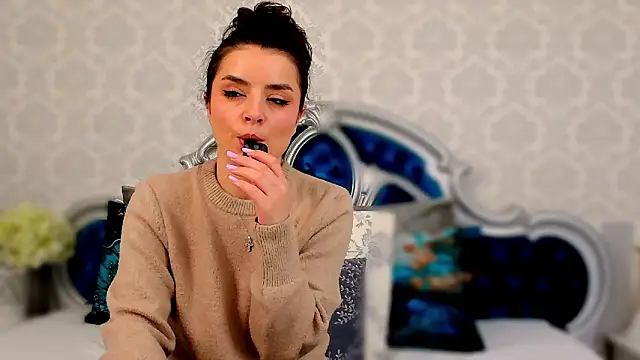 LilithDaughter online show from 10/01/25, 04:40