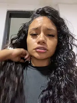 Riana Kean online show from 12/24/24, 07:06