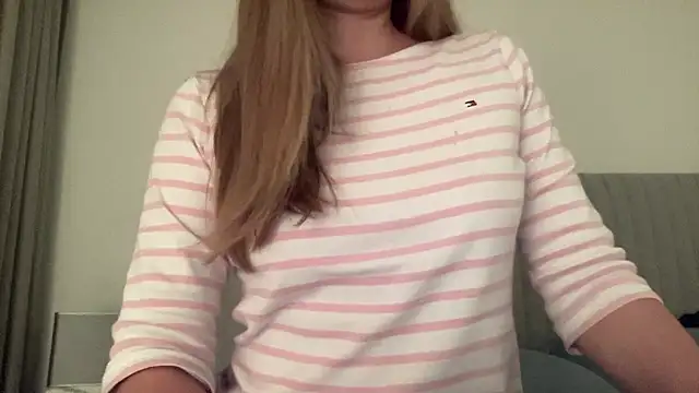 Snapshot of LisaFlower chatting on 01/10/26, 08:54 LisaFlower online show from 01/10/26, 08:54