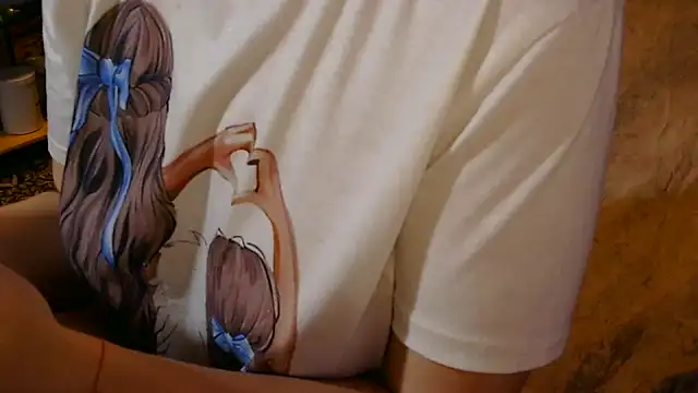  Kitti  online show from 10/11/25, 05:00