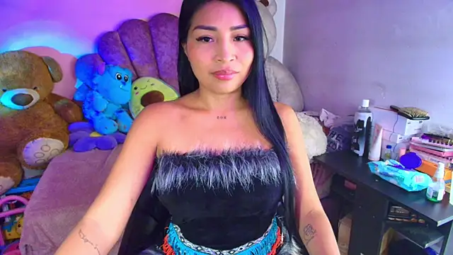 Pocahontascute 33 online show from 05/28/26, 03:31