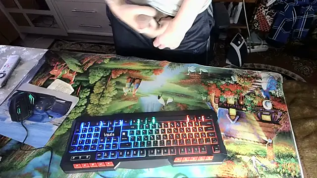 Snapshot of oleg1984 chatting on 12/18/25, 01:50 oleg1984 online show from 12/18/25, 01:50