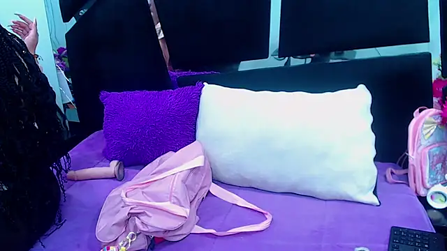 Cocoo Nuth online show from 01/10/25, 03:07