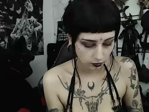 n0sferatus   online show from 06/24/26, 03:27