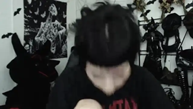 n0sferatus   online show from 07/10/26, 03:33