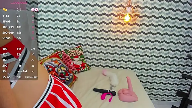 Snapshot of CATIAJONES chatting on 12/04/25, 06:16 CATIAJONES online show from 12/04/25, 06:16