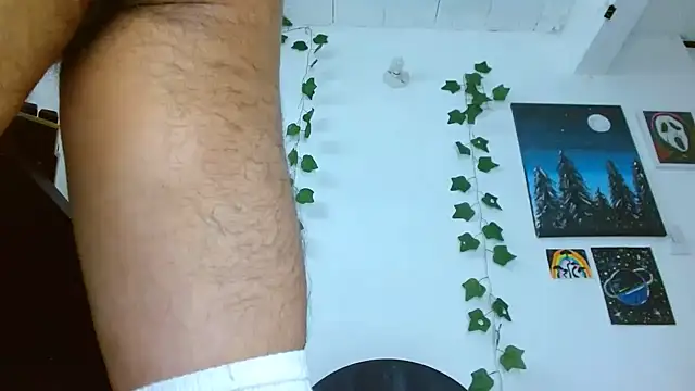 jeniferlove1 online show from 05/22/26, 01:35