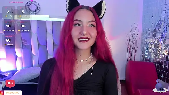Megan wolf1  online show from 03/22/25, 04:45