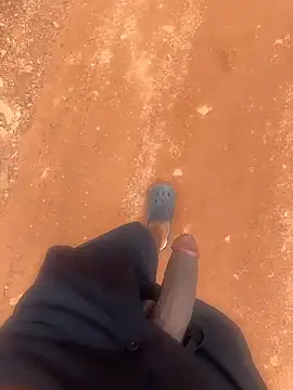 Snapshot of Black-mamba-madingo chatting on 09/23/25, 08:50 Black-mamba-madingo online show from 09/23/25, 08:50