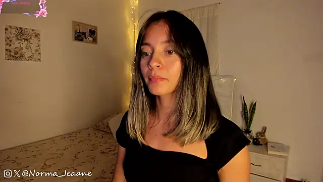 Norma-Jeaane online show from 02/17/25, 09:41