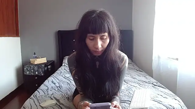 Snapshot of Emilia_1995 chatting on 07/14/26, 02:12 Emilia 1995 online show from 07/14/26, 02:12